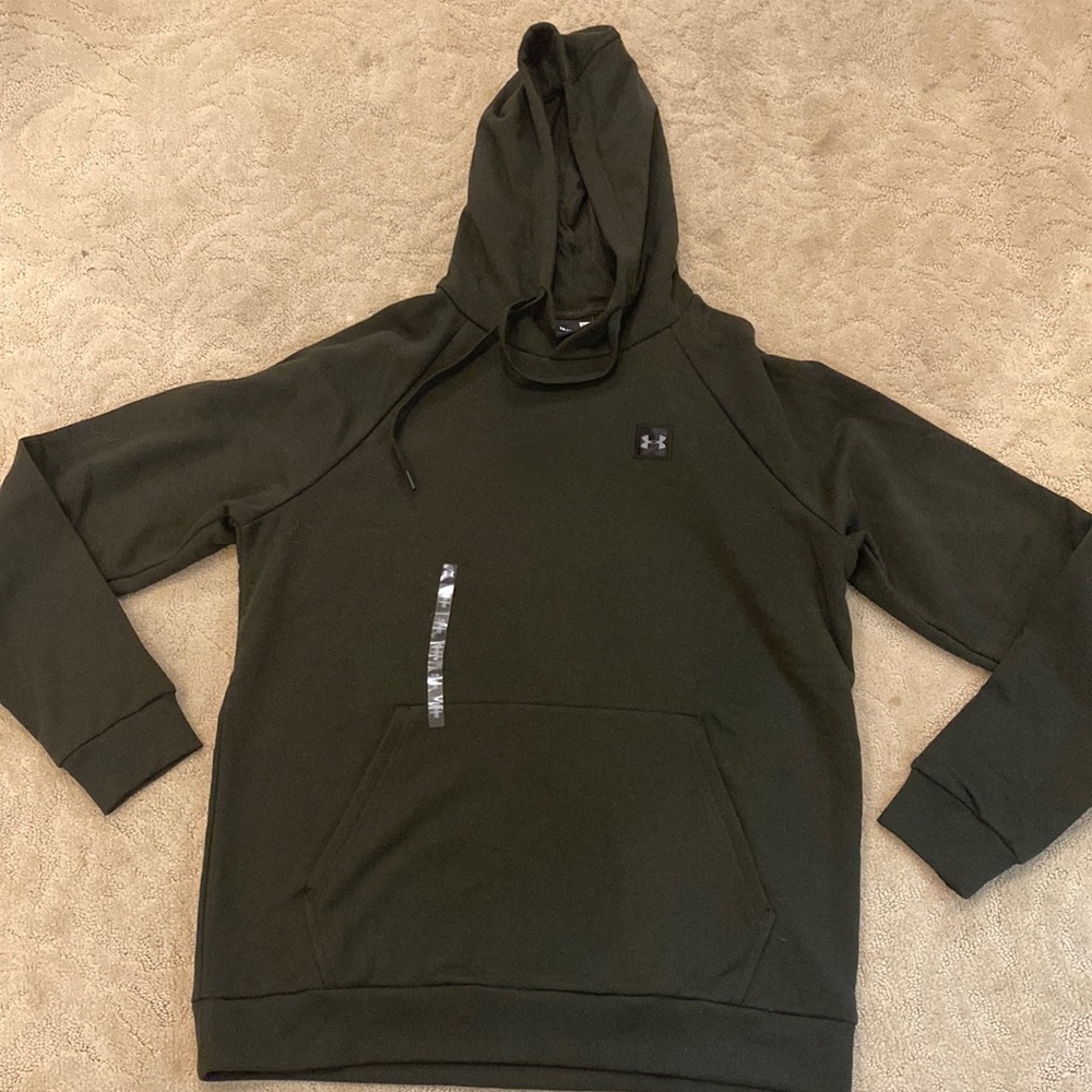 NWT Underarmour Hoody